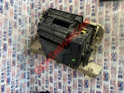 7P1857097AB - TORPİDO GÖZÜ - İkinci El Orjinal