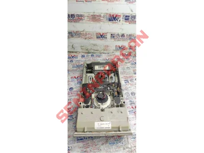 4L0947135AA - TAVAN LAMBASI - İkinci El Orjinal