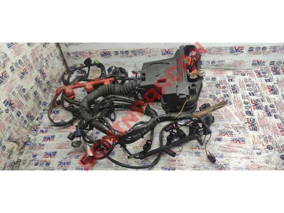 8E2971074AQ - MOTOR BÖLMESI IÇIN HAT DEMETI