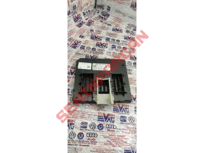5Q0937086BK - MERK ELEKTR KONTR ÜNİT