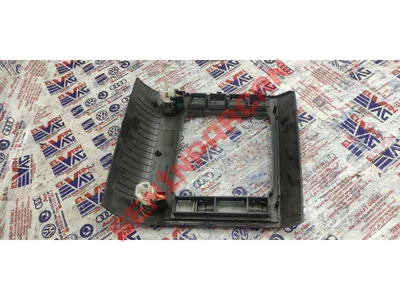 2H0863682E - ORTA KONSOL SIPERI