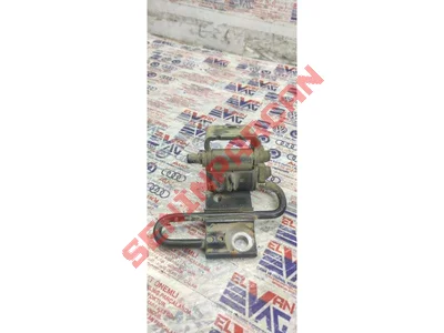 8E0831411 - KAPI MENTESESI