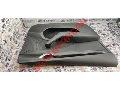 5E4867011 - ÖN KAPI KART PANELİ KAPLAMASI - İkinci El Orjinal