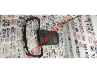 5E3858565 - DİREKSİYON KOLONU ÇEVRESEL TRİM KAPAĞI ÜST