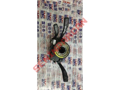 7P6953502C - IKAZ ISIGI ANAHTARI