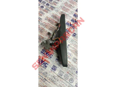 8W08575119B9 - IC DIKIZ AYNASI