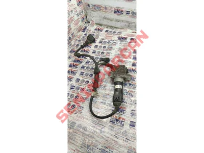 7P0609616 - AMORTİSÖR KILAVUZU SAĞ - İkinci El Orjinal