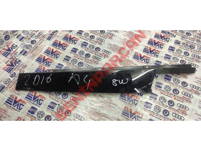8W0837902 - B DİREĞİ KAPLAMASI - İkinci El Orjinal