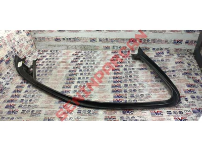 8U0867610 - KAPI PENCERE ÇERÇEVESI IÇIN