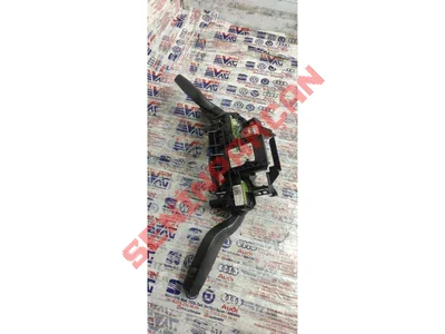 8V0953521CK - DİREKSİYON KOLU KOMB. ŞALTERİ - İkinci El Orjinal