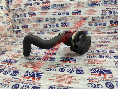 7L6121079S - EK SOĞUTMA SIVIS POMPA-