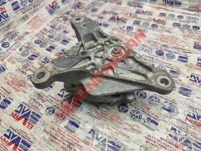 8K0399151DB - TRAVERS TAKOZU