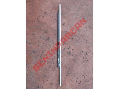 8U0853284 - SÜS ÇITASINA SAHIP CAM AĞIZ