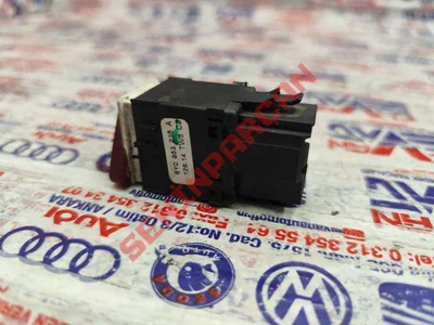 6Y0953235A - DÖRTLÜ IKAZ LAMBASININ DÜĞMESI