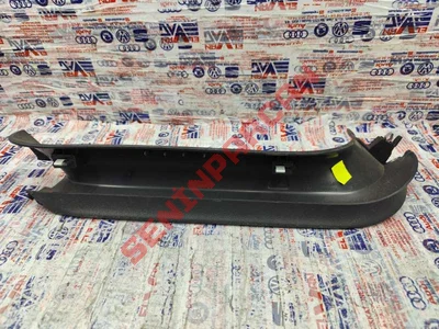 5NA867704B - BAGAJ KAPAĞI KAPLAMASI