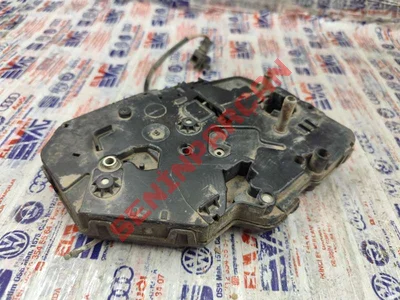 7H0827426AD - KILIT TASIYICI