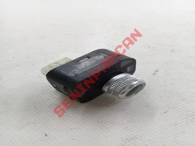 8K0959565E - ELEKTRİKLE AYARLANABİLEN VE - İkinci El Orjinal