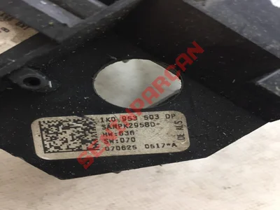 1K0953503DP - DİREKSİYON KOLU KOMB. ŞALTERİ - İkinci El Orjinal