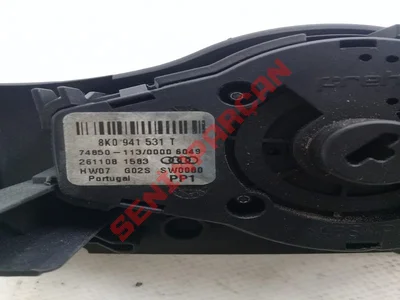 8K0941531T - PARK VE SÜRÜŞ LAMBASININ ÇOKLU