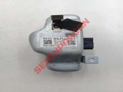 5Q0905861A - YAKIT POMPASI KONTROL UNITESI