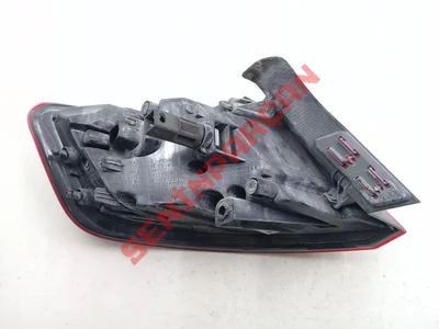 8V4945096D - STOP LAMBASI REFLEKTORU