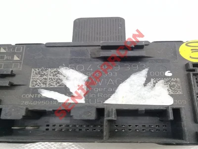 5Q4959393 - TUERSTEUERGERAET V L