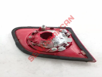 3C5945094D - ARKA SİS LAMBASI BULUNAN