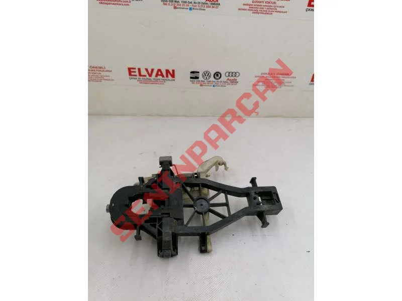 2K0843352C - KAPI KOLU BRAKETI