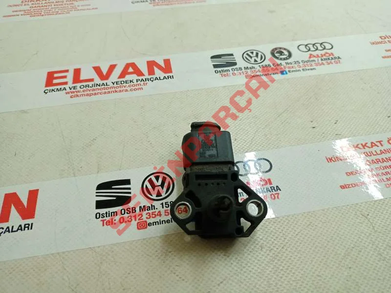 1J0973704 - KABLO SOKETI