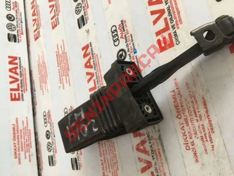 8V4839249 - KAPI GERGISI