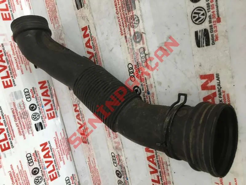 06B129627G - HAVA FILTRE HORTUMU