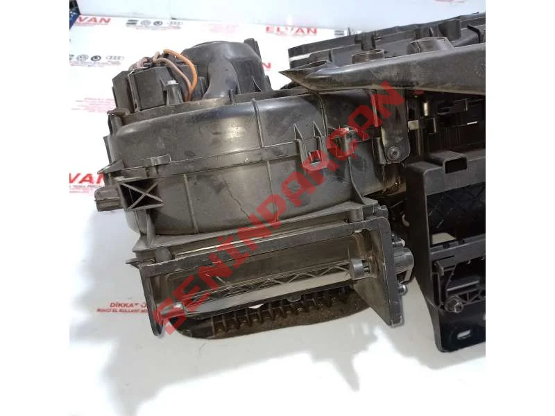 3C0907521D - FAN REGÜLATÖRÜ