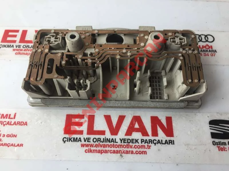 3B0947105C - İÇ VE OKUMA LAMBASI