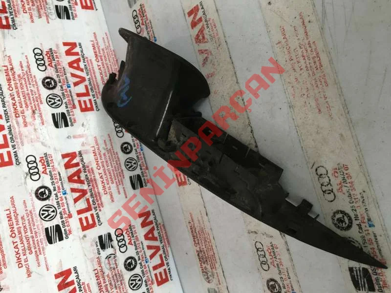 5P1867171A - TUT.KAPA.ÜST PARÇASI