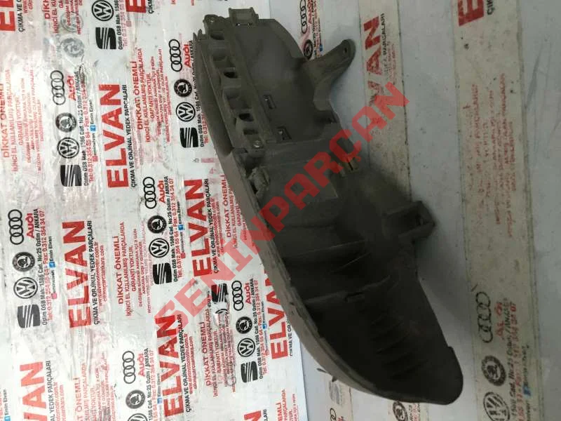 3C1867179A - TUT.KAPA.ALT PARÇASI