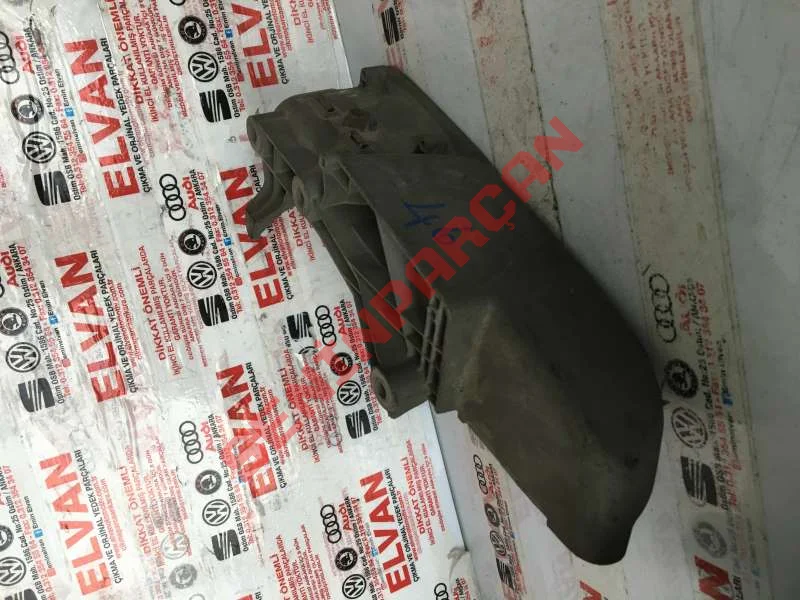 3C1867179A - TUT.KAPA.ALT PARÇASI