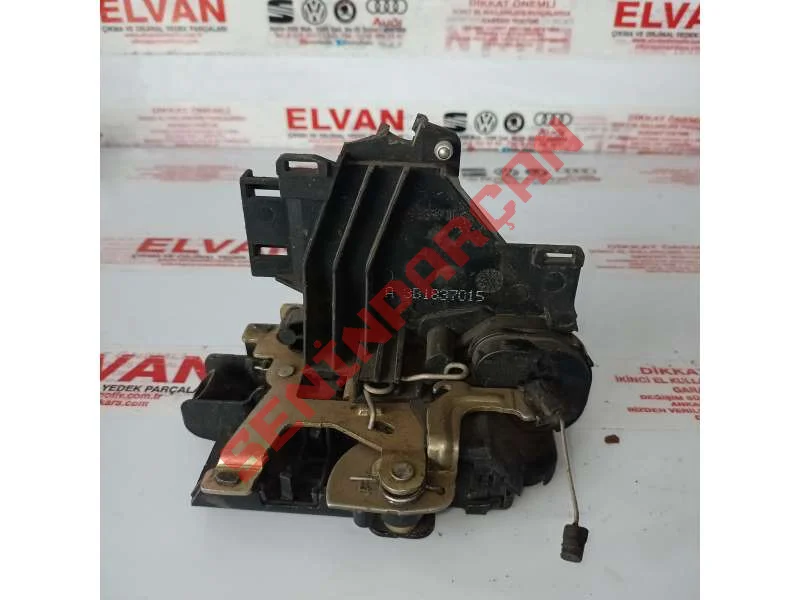 3B1837015 - KAPI KILIDI