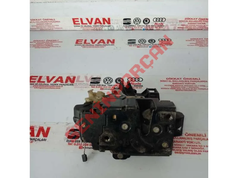 3B1837015 - KAPI KILIDI