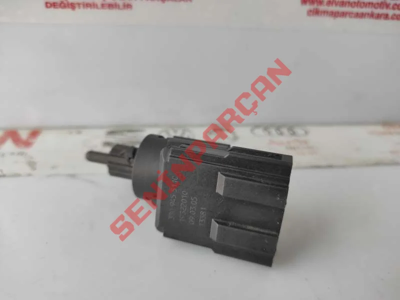 3B0945511C - FREN LAMBASI ŞALTERİ