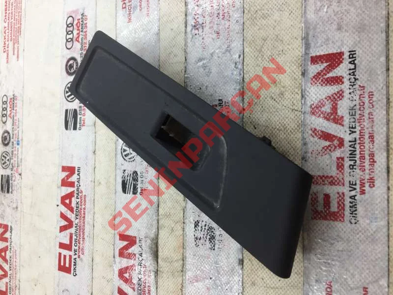 3AB857858 - DÜĞME YUVASI