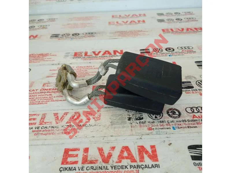 1K0857739D - ÇİFTLİ KEMER KİLİDİ