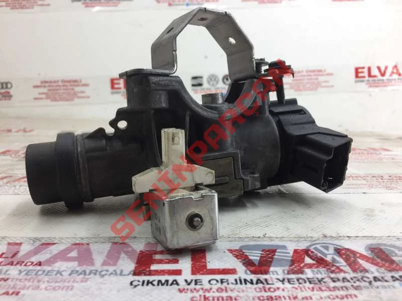 6R0905851F - DIREKSIYON KILIDI