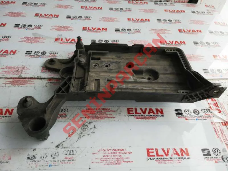 5Q0915331J - AKU TABLASI