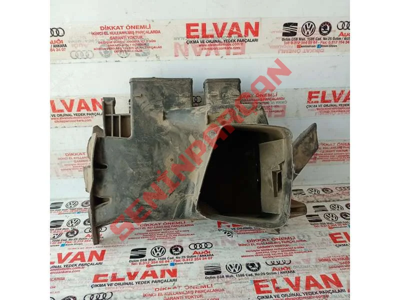 3B1819151 - AYAK BÖLMESİ HAVA ÇIKIŞ KANALI