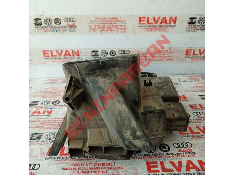 3B1819151 - AYAK BÖLMESİ HAVA ÇIKIŞ KANALI