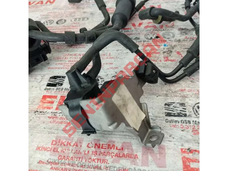 03L131529D - TUTUCU SAC