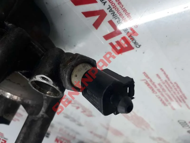 1J0973081 - KABLO SOKETI