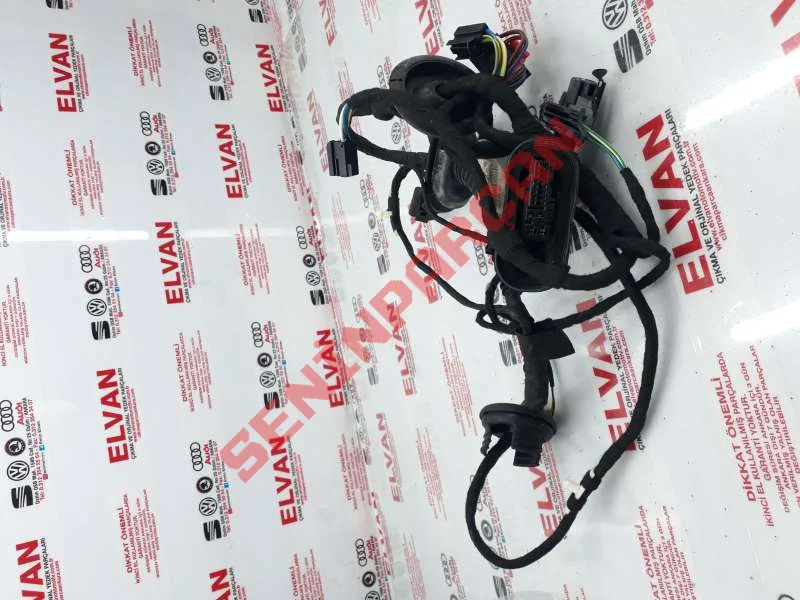 4L0971687L - KAPI KABLO DEMETİ