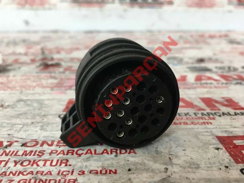 8E0971921 - KORUMA KAPAĞI