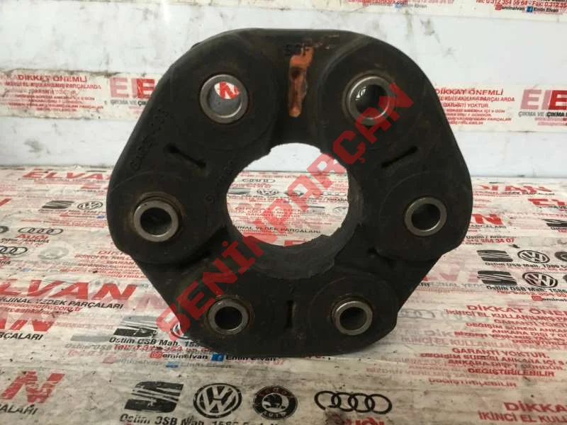 7L0521403 - TRAVERS TAKOZU